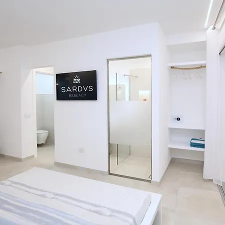 Sardvs B&beach 招待所