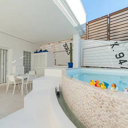 Guest house Sardvs B&beach