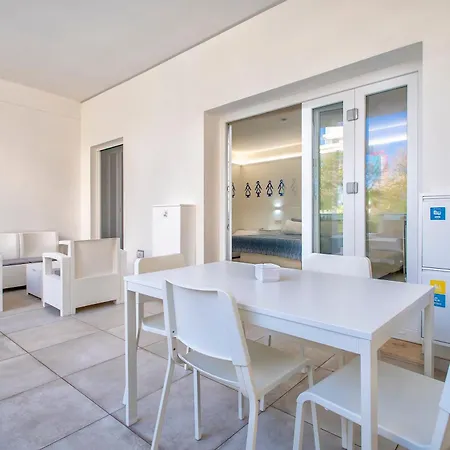 Sardvs B&beach 4*