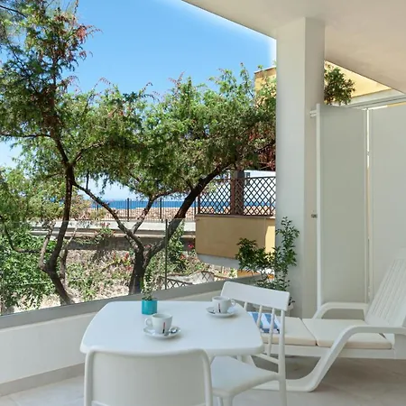 בית הארחה Sardvs B&beach